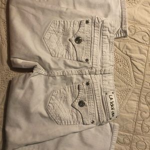 Women’s white denim crop pants. Size 9;